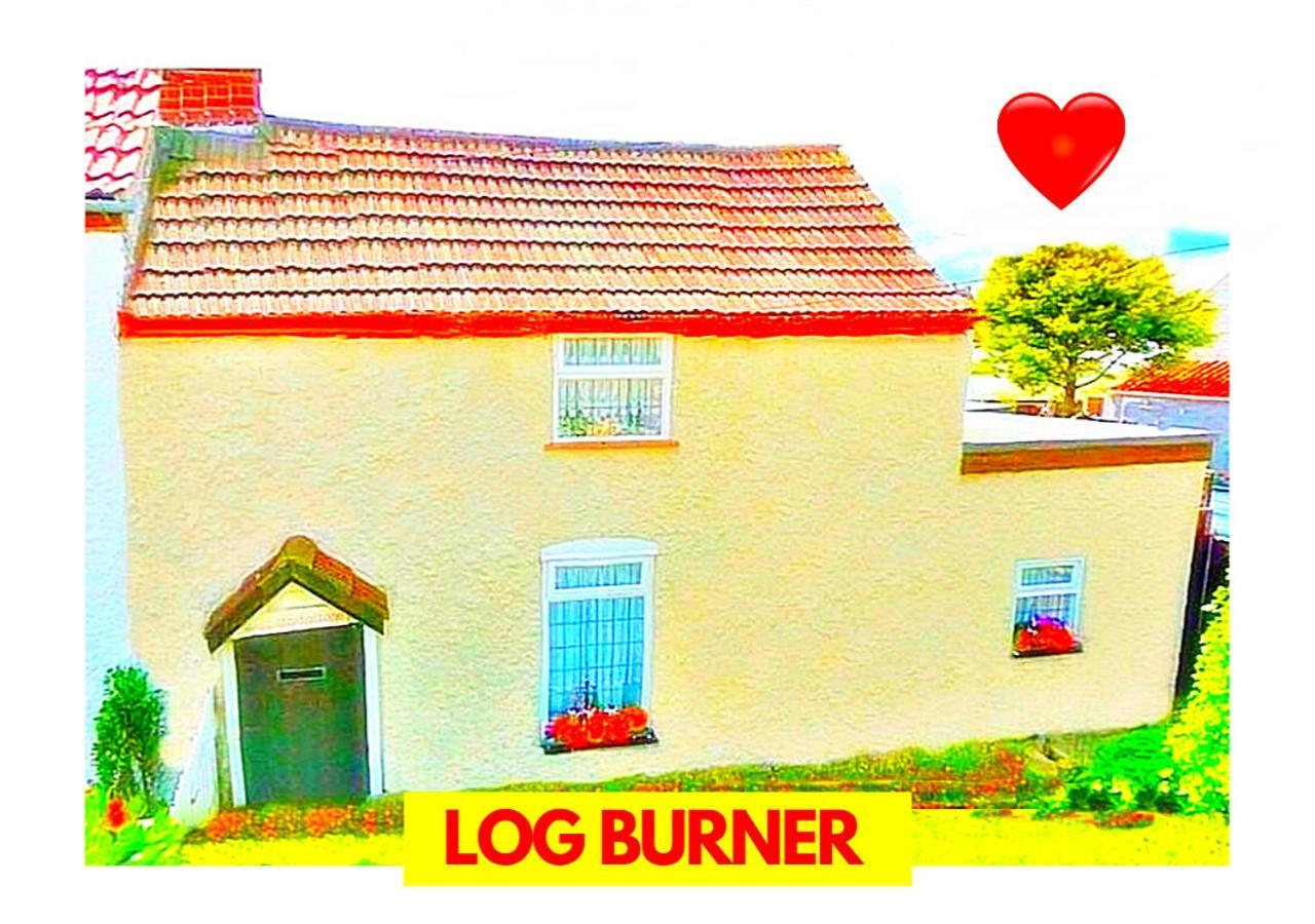 Fisherman's Cottage: Romantic Lakeside Retreat with Log Burner Mablethorpe Exterior photo